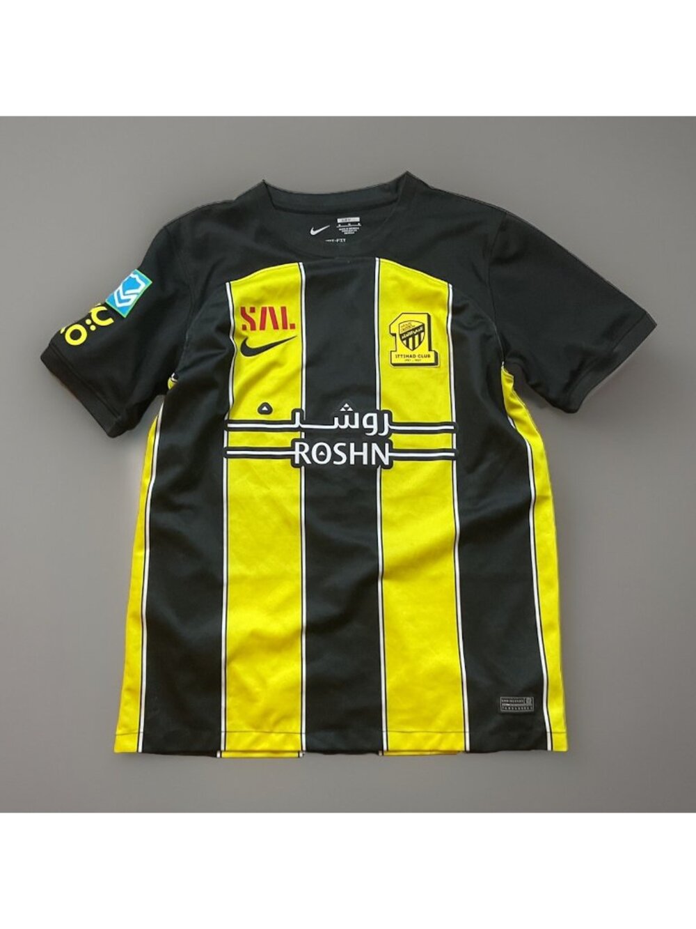 Nike Al Ittihad Club Stadium Home Jersey Benzema #9 Men’s Medium Soccer Futbol